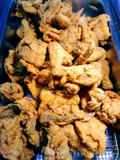 CrossRoads Country Buffet & Seafood Restaurant photo 10